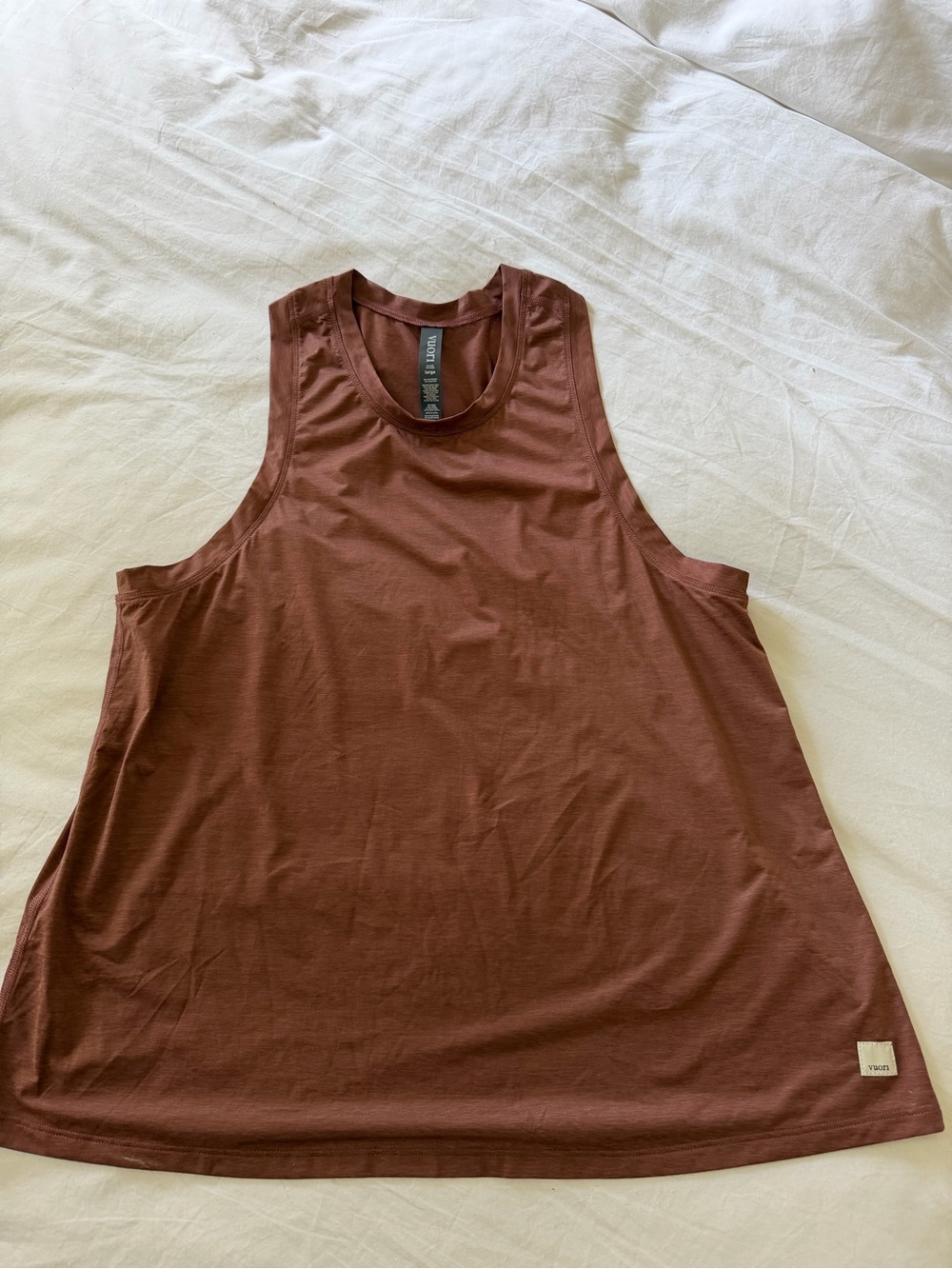 Vuori Women's Tank Top in Rust Brown